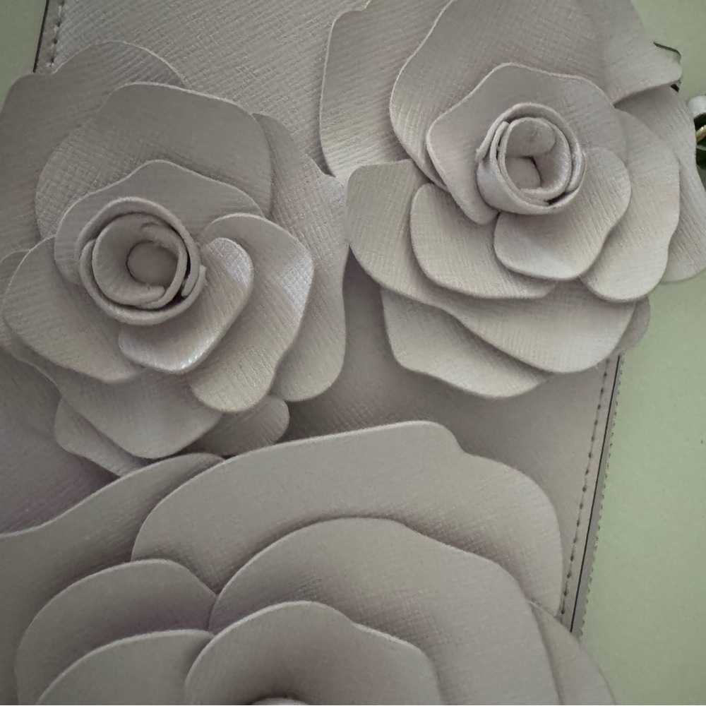 Kate Spade Flora 3D Wristlet - Picture 5 of 9